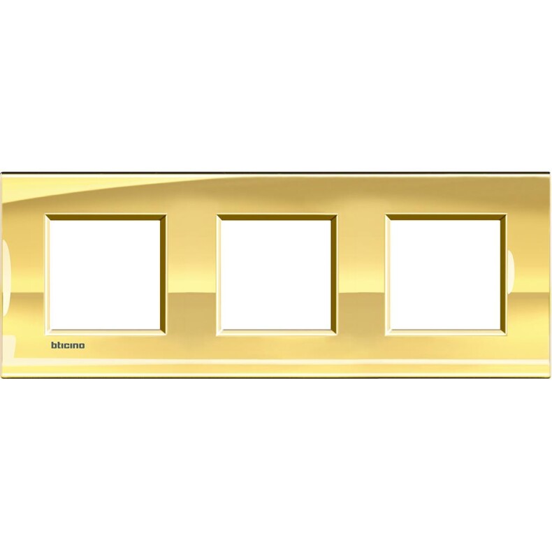 Рамка 3 поста, прямоугольная форма. МЕТАЛЛ. Цвет Золото. Немецкий стандарт, пост 2 модуля. Bticino LIVINGLIGHT. LNA4802M3OA